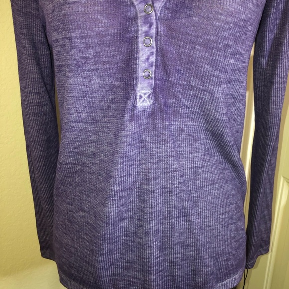 🐰 NWOT Rock & Republic Top - Picture 4 of 5